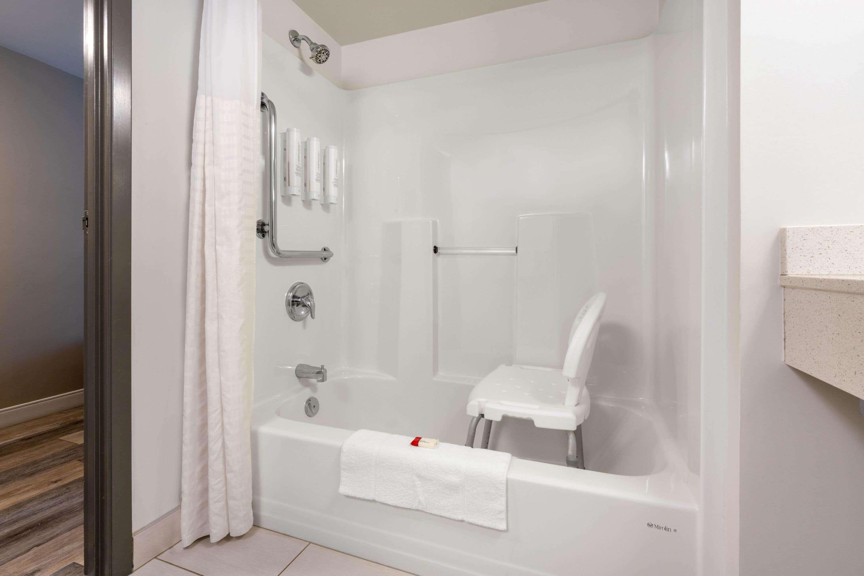 Super 8 By Wyndham Winnipeg West Εξωτερικό φωτογραφία